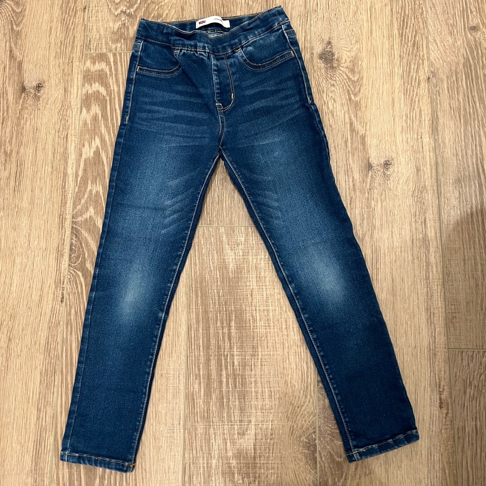 Girls Levi’s skinny jeans, size 6X